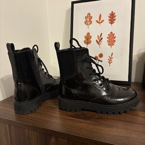 Art Class Girls Glossy Black Lace-Up Combat Boots with Sparkles